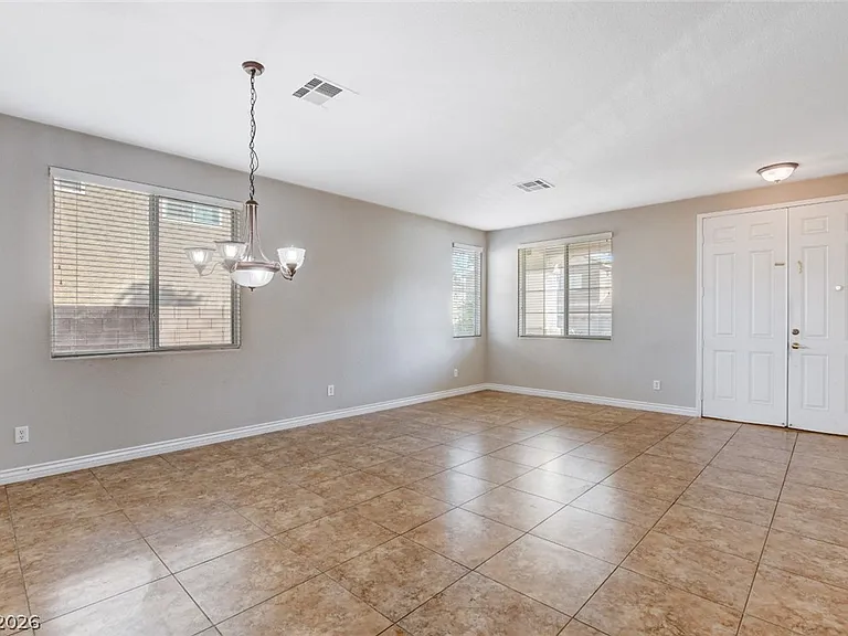 8170 Hawk Clan Ct — Photo 11