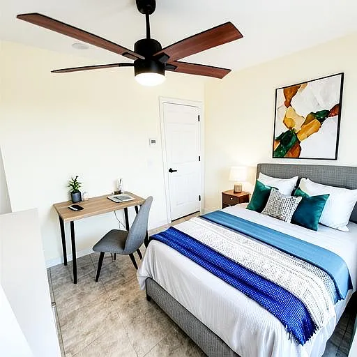 Bedroom 8 with Closet