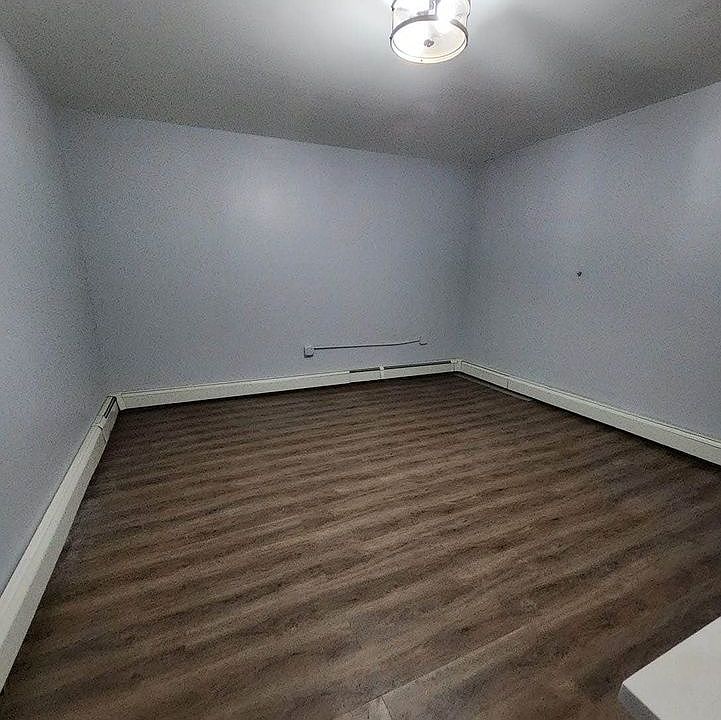 2nd image of 138 Shepard Ave APT 4
