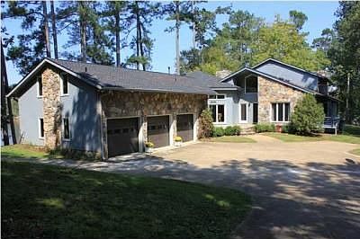 3rd image of 7505 Royal Harbour Ct