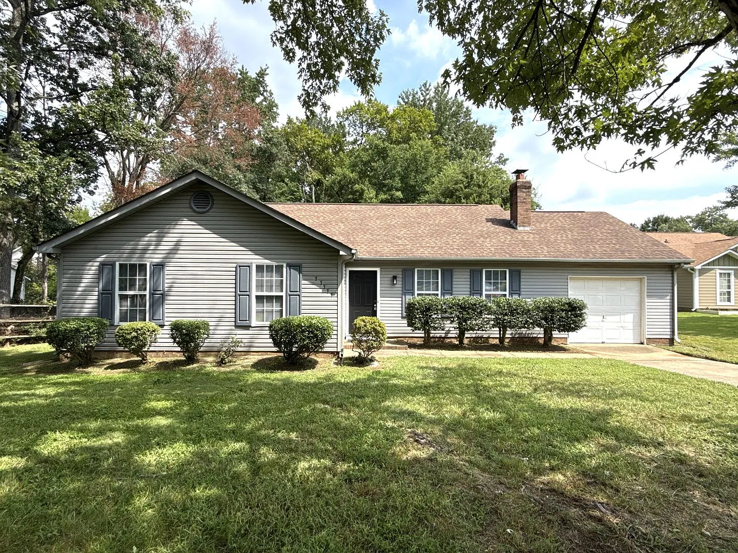 Leslie Farms — Photo 1