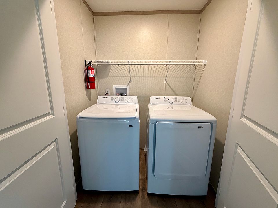 25196 Nuway Ave #124, photo 10