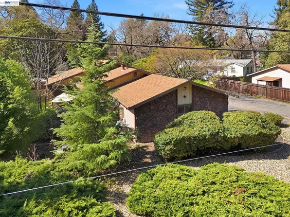 425 Coffield Ave, Napa, CA 94558