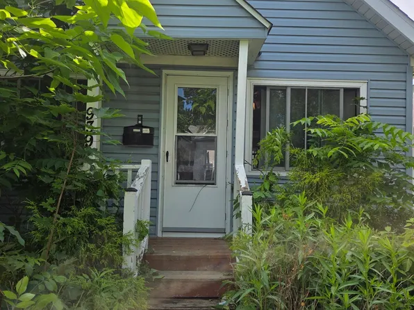 939 Earl St, Saint Paul, MN 55106