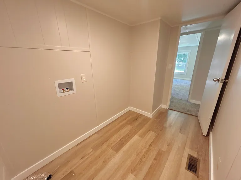 415 Old Statesville Rd — Photo 22