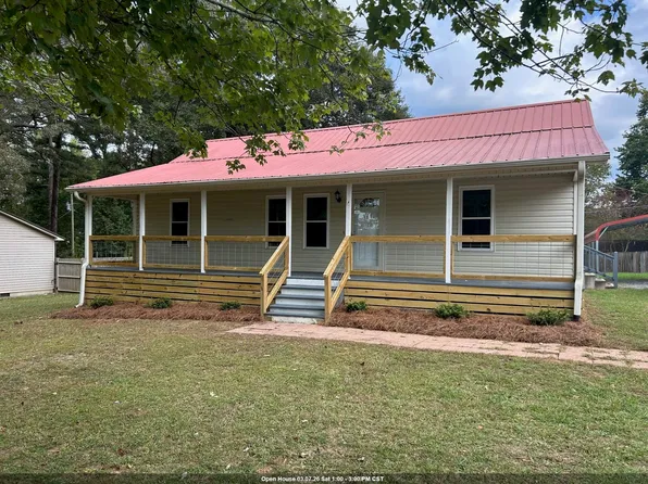 207 Walker Dr SW, Arab, AL 35016