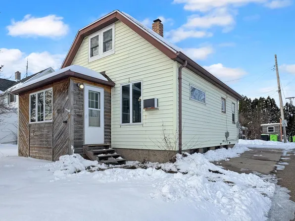614 Bridge STREET, Mayville, WI 53050