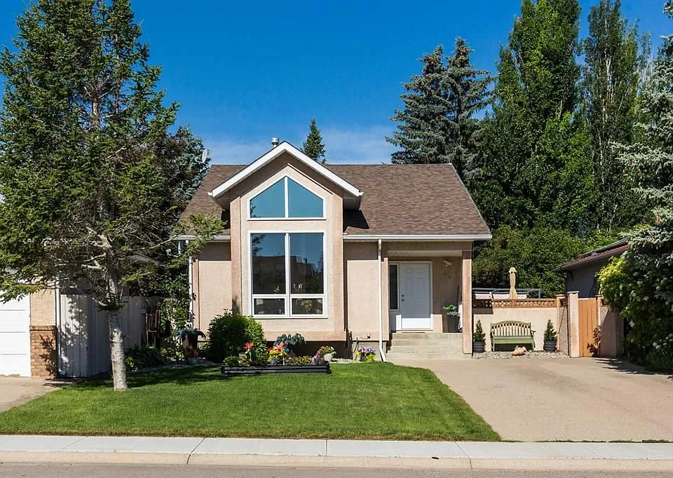 44 Lakhota Rd W