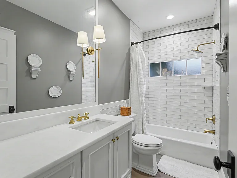 545 Cross Creek Trl — Photo 49