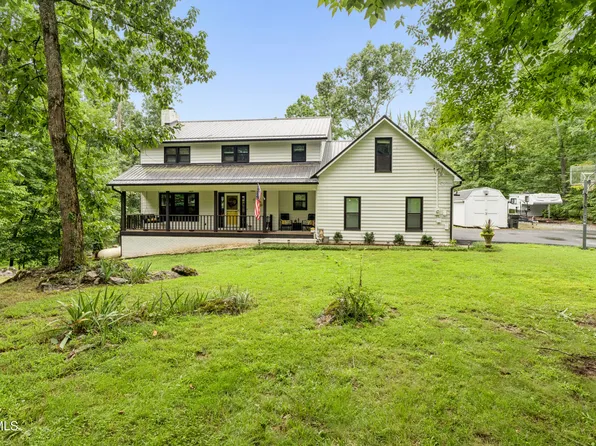 107 Lake Meadow Dr, Johnson City, TN 37615