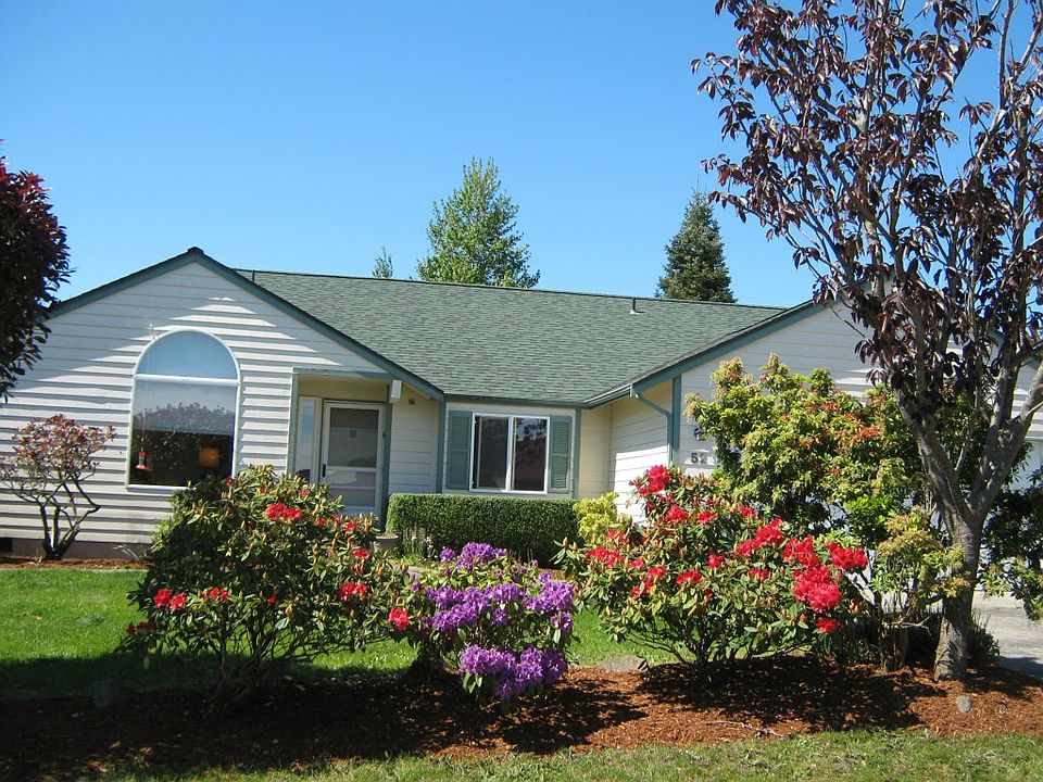 1st image of 52 Vista Blvd