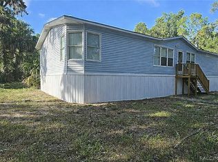 11259 W Yellow Oak Ln, Crystal River, FL 34428