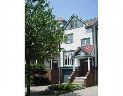 53 Waterfront Dr photo 1