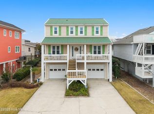 422 36th St, Sunset Beach, NC 28468