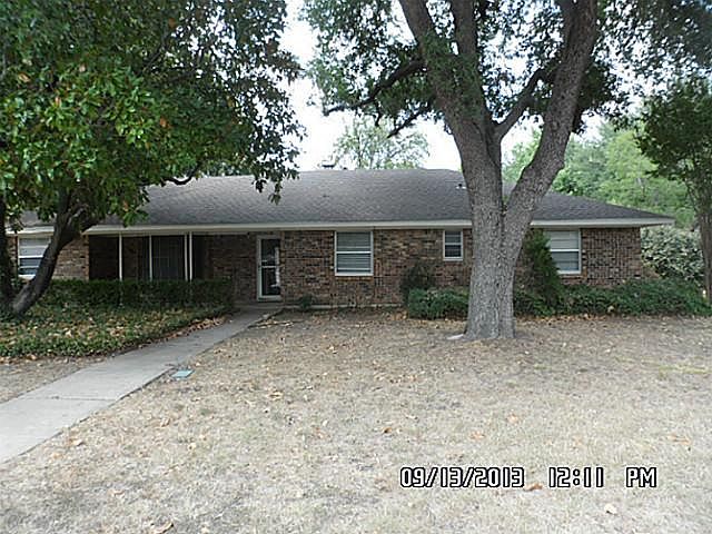 1st image of 1415 E Windsor Dr