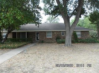 1415 E Windsor Dr, Denton, TX 76209