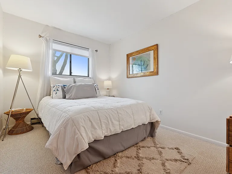 43 Bluff Point Rd — Photo 11