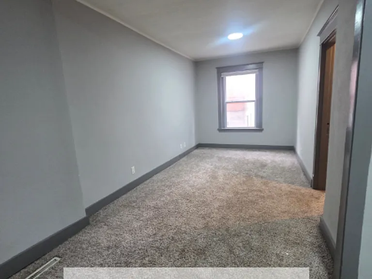 3227 Central St — Photo 7