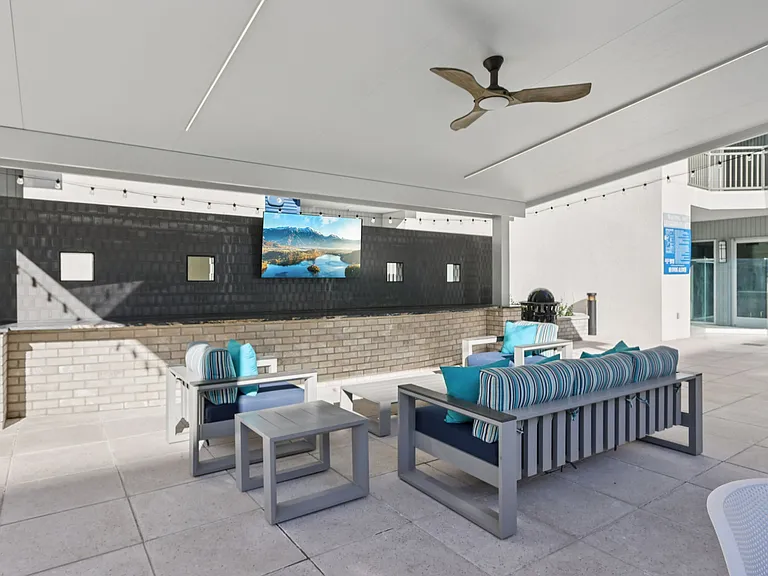 Lura Vegas Apartments — Photo 51