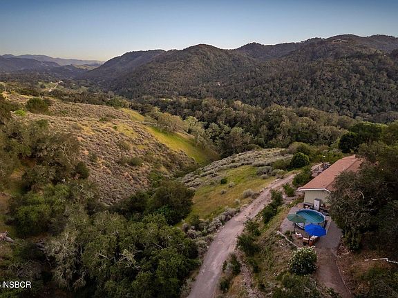 2nd image of 9954 Wildflower Rd