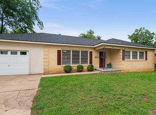 2110 Airline Dr, Tyler, TX 75701