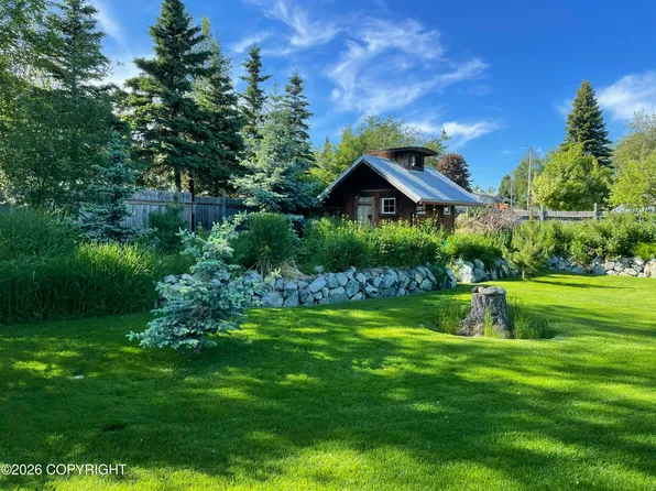 8028 Tri Lake St, Anchorage, AK 99502