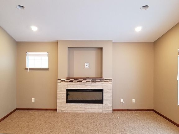 5th image of 1821 Ladbrook Ln