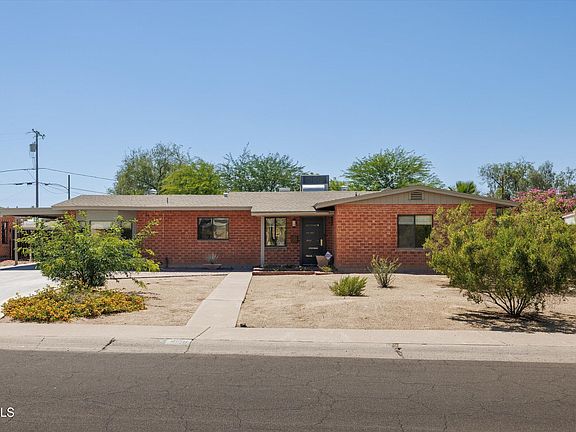 2nd image of 4138 N 18TH Avenue
