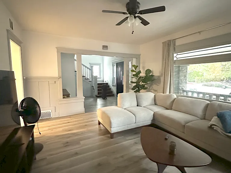 6136 Carlos Ave — Photo 8