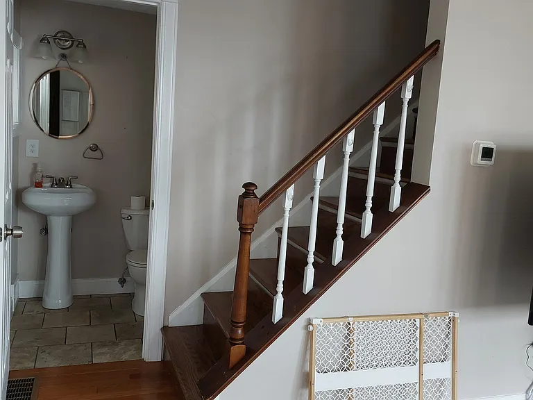 4790 Yew St — Photo 3