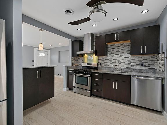 2nd image of 6753 Dale Ave