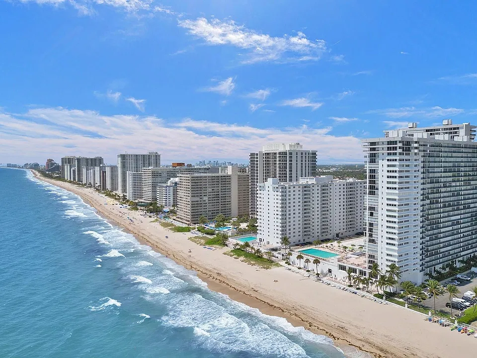 4280 Galt Ocean Dr #16D