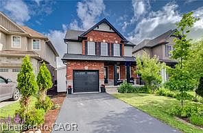 1st image of 290 William St