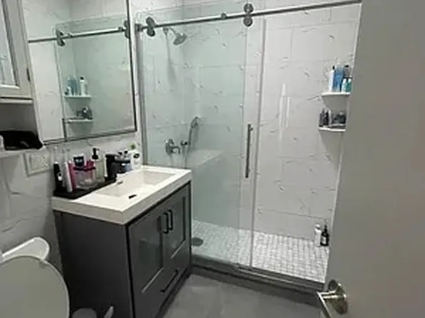 22-75 28th Street image 11 of 12