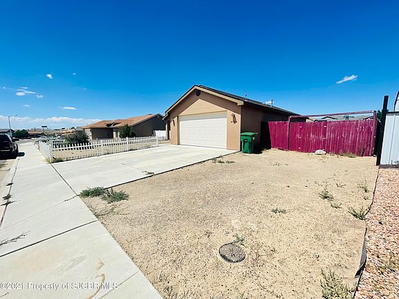 3rd image of 4706 Primavera Dr