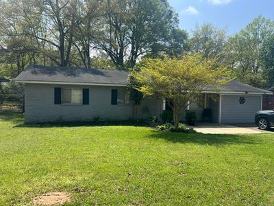 910 Sunset Cir, Columbia, MS, 39429