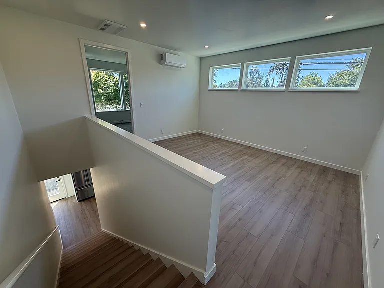 2210 Emerson Dr #1 — Photo 7