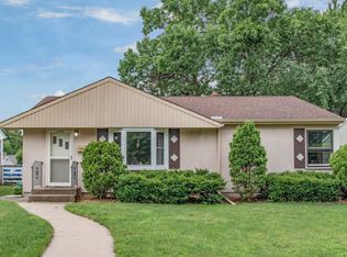 1570 Hoyt Ave E, Saint Paul, MN 55106