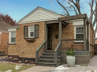 9251 S Sawyer Ave, Evergreen Park, IL 60805