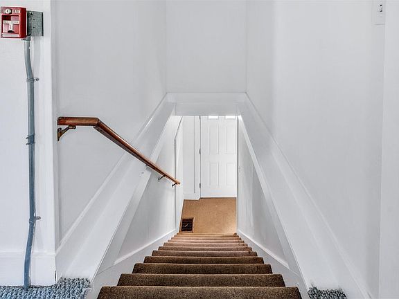 2nd image of 4 Cherry Street