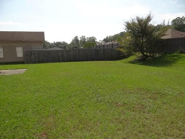 2nd image of 112 Merimeadows Dr