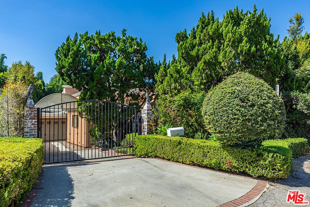 5 bed, 4.0 bath, 3506 sqft, $28,000 — Photo 1
