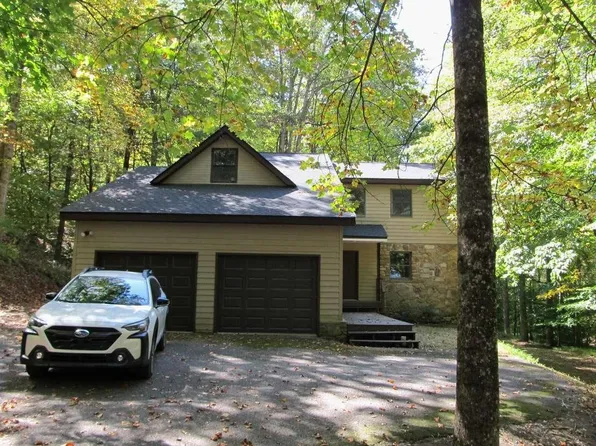 310 Eastwood Dr, Elkins, WV 26241