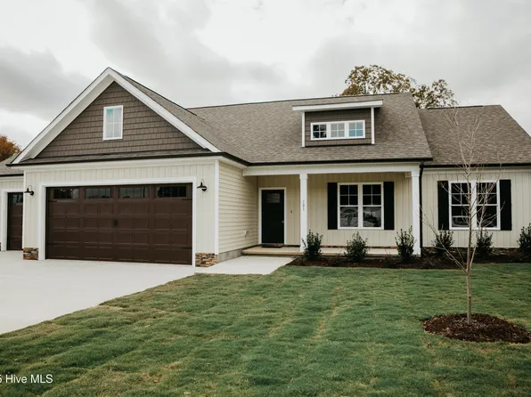 101 Lucky Lane, Pikeville, NC 27863