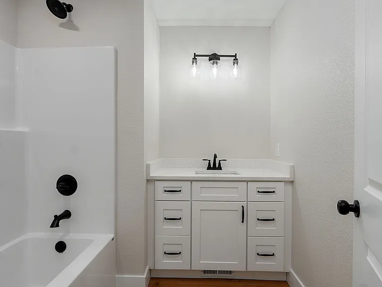 2558 W Village Ln — Photo 28
