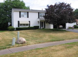 88 Olde Harbour Trl, Rochester, NY 14612