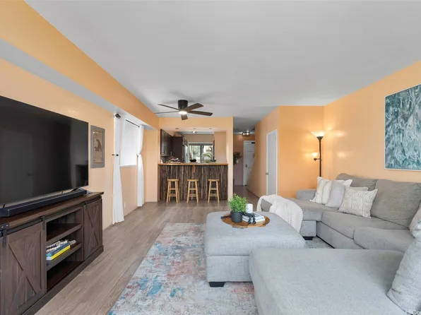 98-941 Moanalua Rd APT 402, Aiea, HI 96701