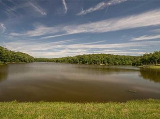 25961 Lake Run Dr, Warrenton, MO 63383