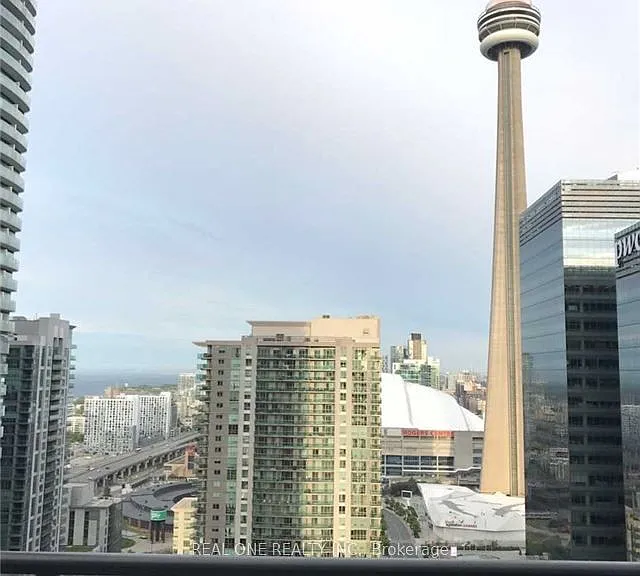 65 Bremner Blvd #2804 — Photo 6