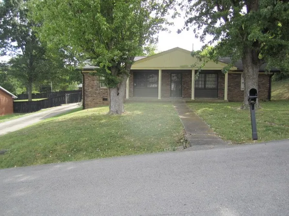 1140 Sugarberry Ln, Springfield, TN 37172